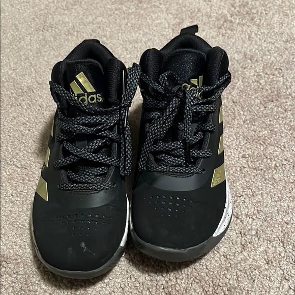 Adidas Kids Black and Gold Basketball Sneakers - Picture 2 of 3